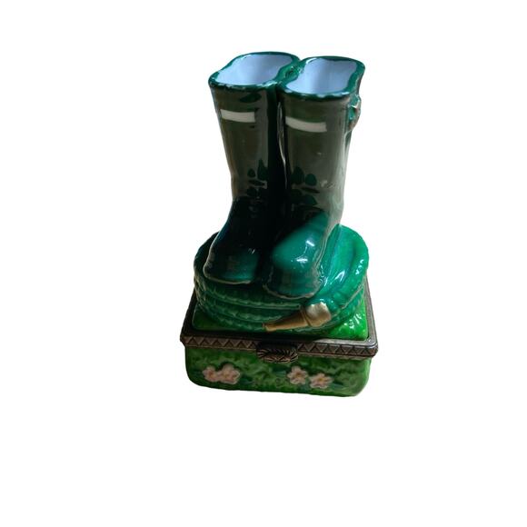 PHB Trinket Box Midwest of Cannon Falls Boots Garden Hose. Pre-Owned - Picture 1 of 7